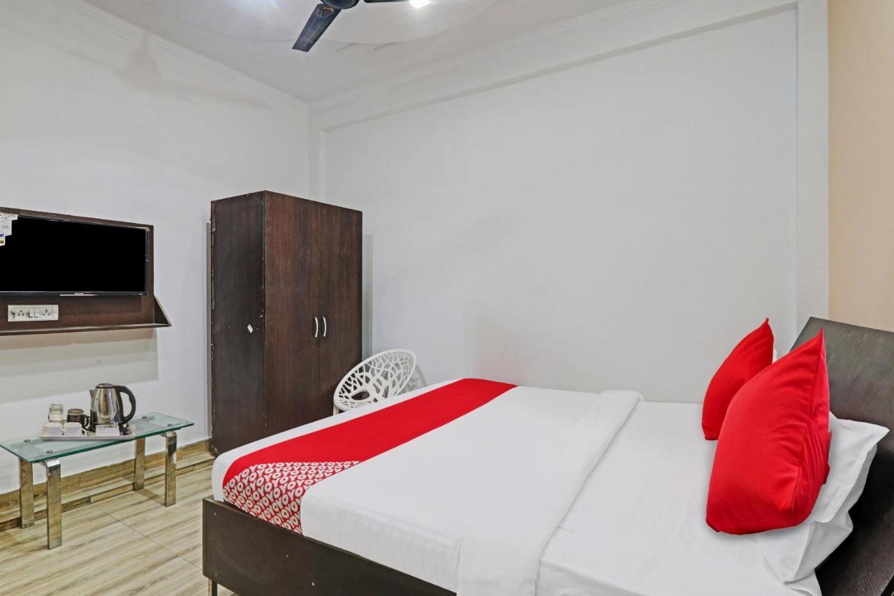 Hotel O Apm 3*